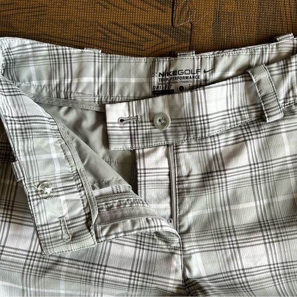 Nike | Tour Performance | Plaid Dri-Fit Golf Pants | Size 4 - Picture 2 of 15